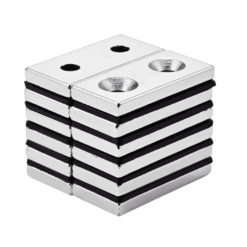 Alternative view of Ploščati magnet 30x15x5mm-M5 dvojna luknja neodimski magneti n52 1PZ